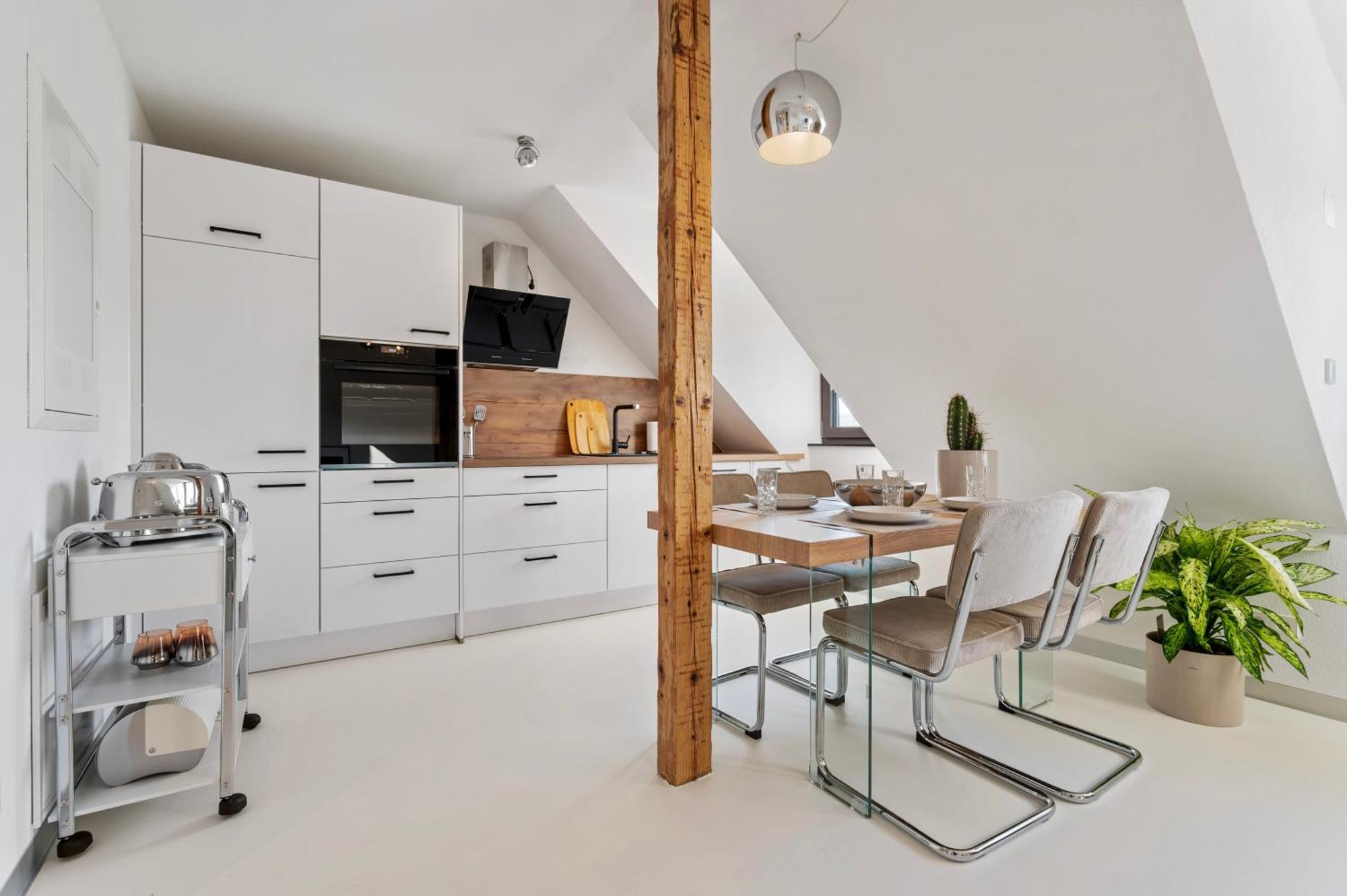 Stuttgart Lux Living - Stilvolles Wohnen Im Zentrum Εξωτερικό φωτογραφία