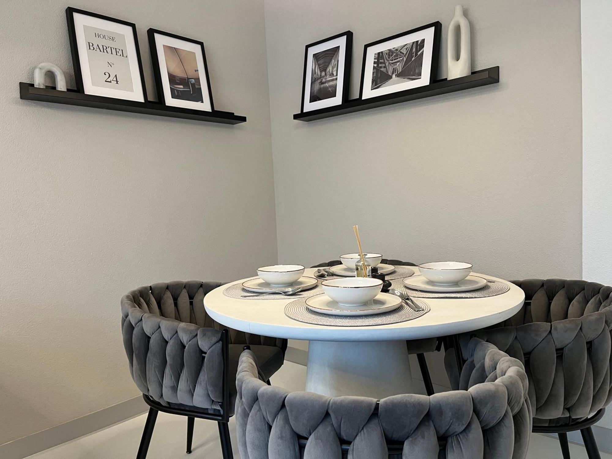 Stuttgart Lux Living - Stilvolles Wohnen Im Zentrum Δωμάτιο φωτογραφία
