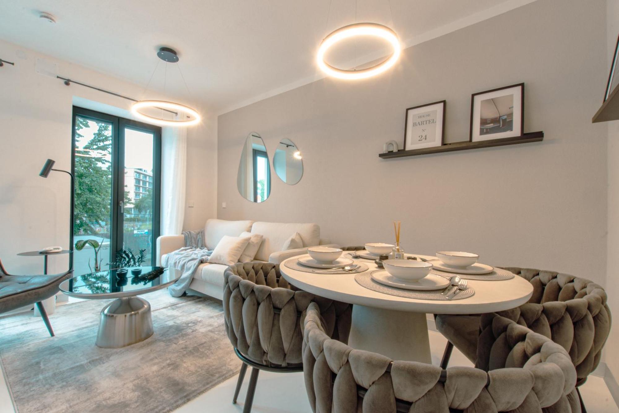 Stuttgart Lux Living - Stilvolles Wohnen Im Zentrum Εξωτερικό φωτογραφία